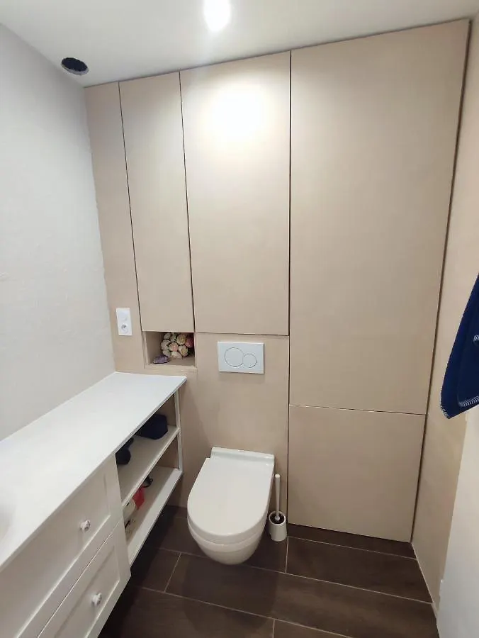 Bel Appartement T2 Dans Residence A Saint-Raphael Valescure A 10 Minutes De La Mer 0*, Saint-Raphael (Var)