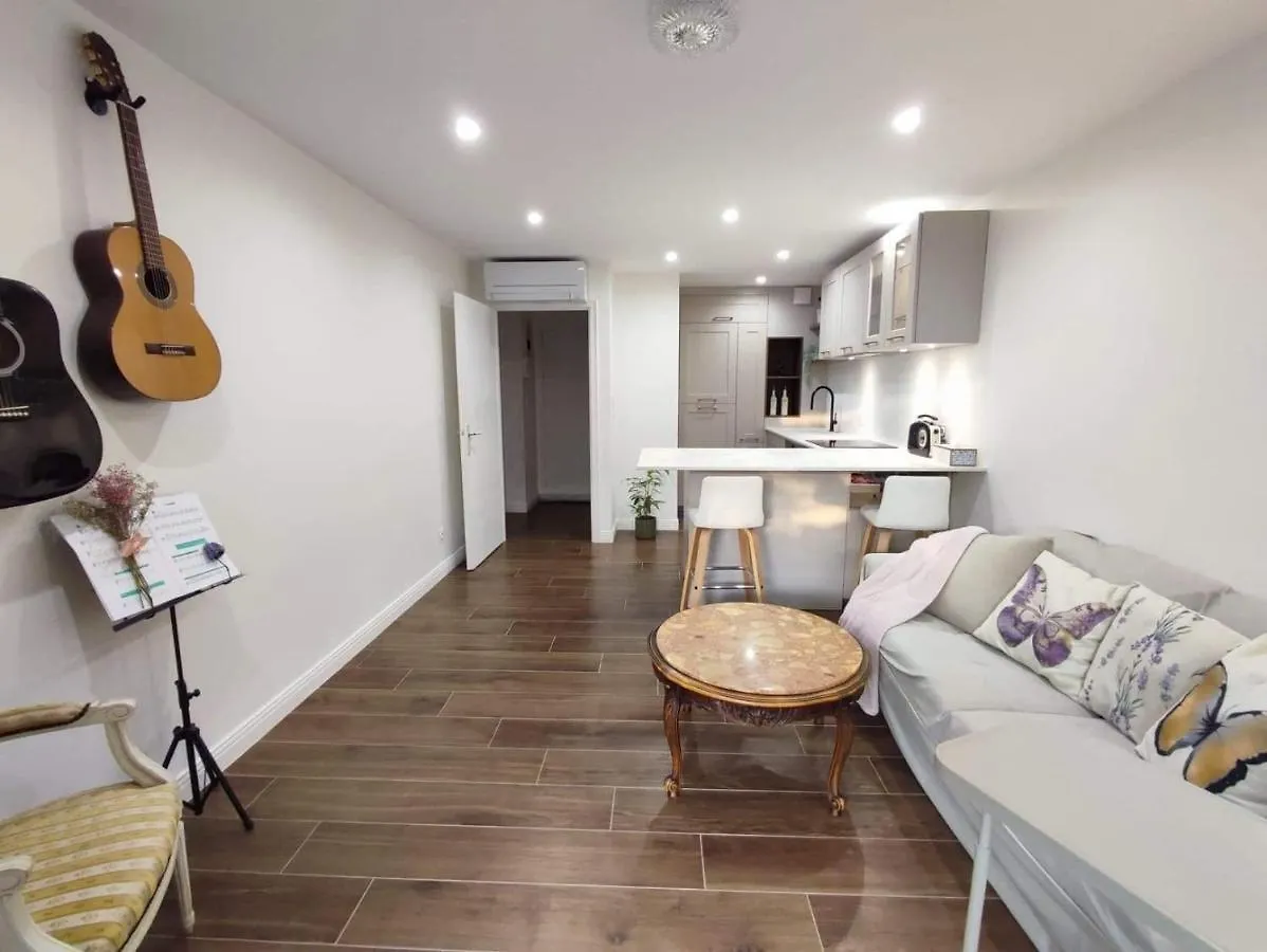 Bel Appartement T2 Dans Residence A Saint-Raphael Valescure A 10 Minutes De La Mer Saint-Raphael (Var)